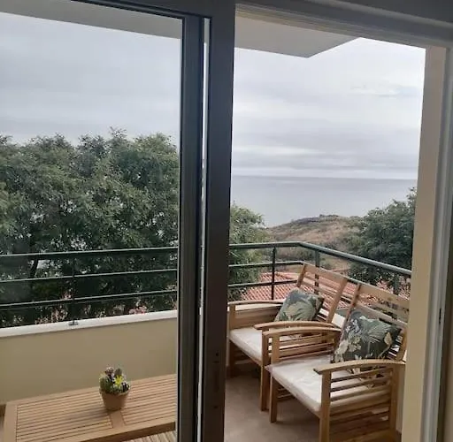 Ocean Getaway شقة